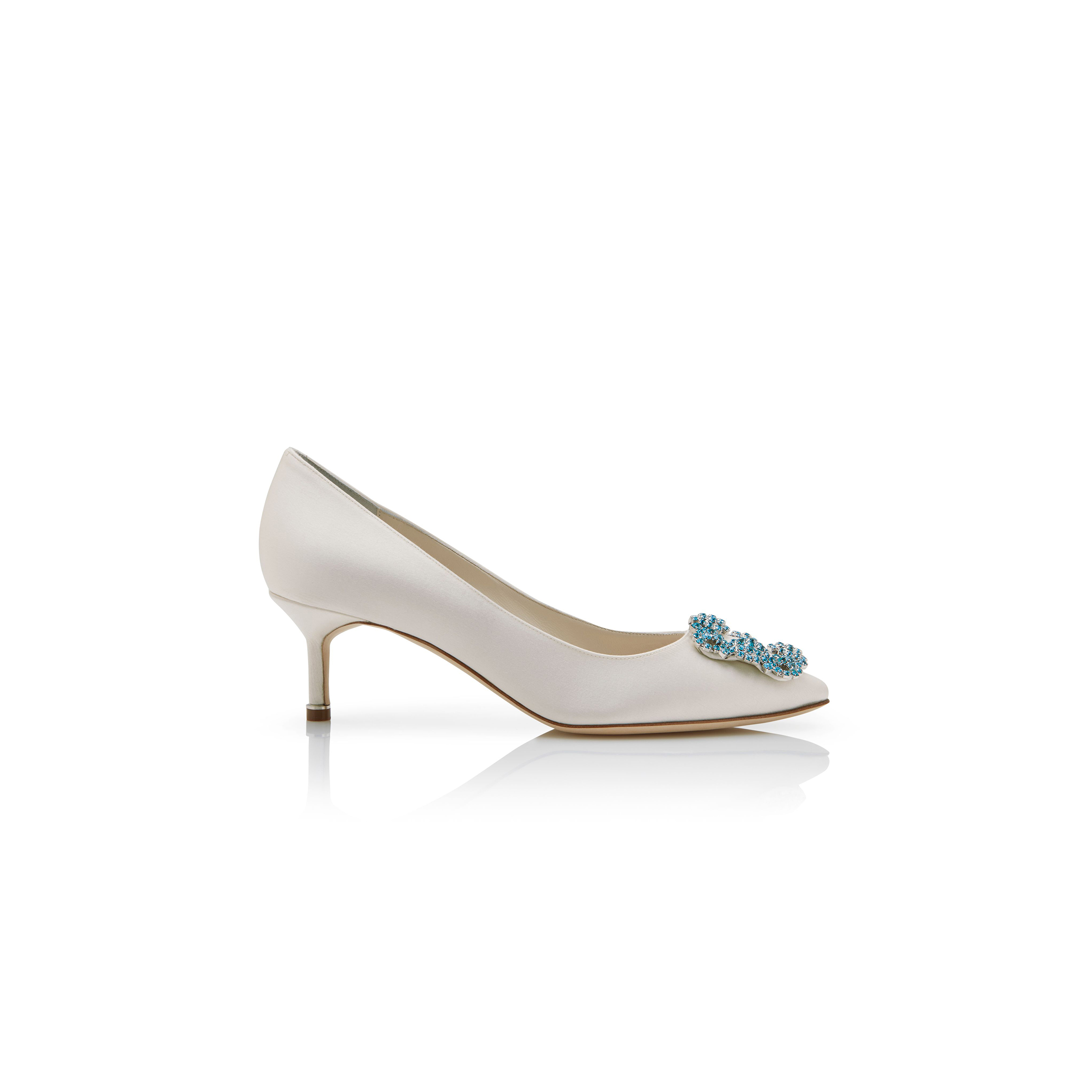 MANOLO BLAHNIK HANGISI BRIDE 50 WHITE SATIN JEWEL BUCKLE PUMPS 9XX-0001-0002